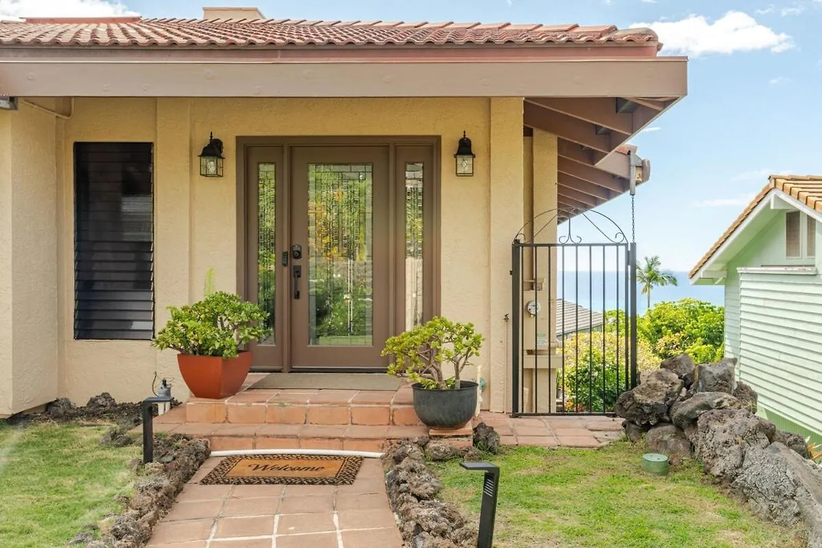 Hawaiian Escape With Pool Expansive Lanai Stunning Sunset Views Villa Kailua-Kona