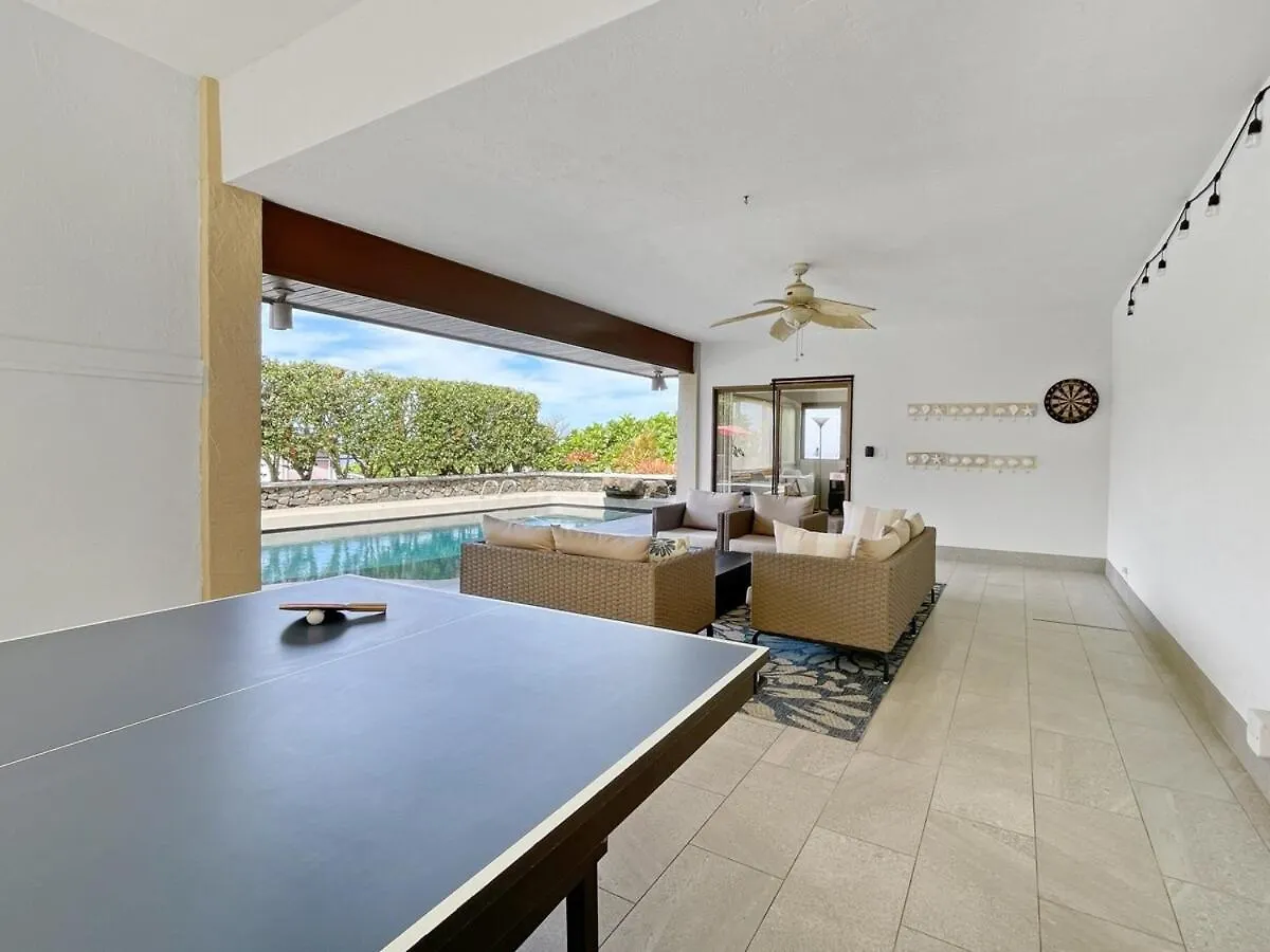Hawaiian Escape With Pool Expansive Lanai Stunning Sunset Views Villa Kailua-Kona