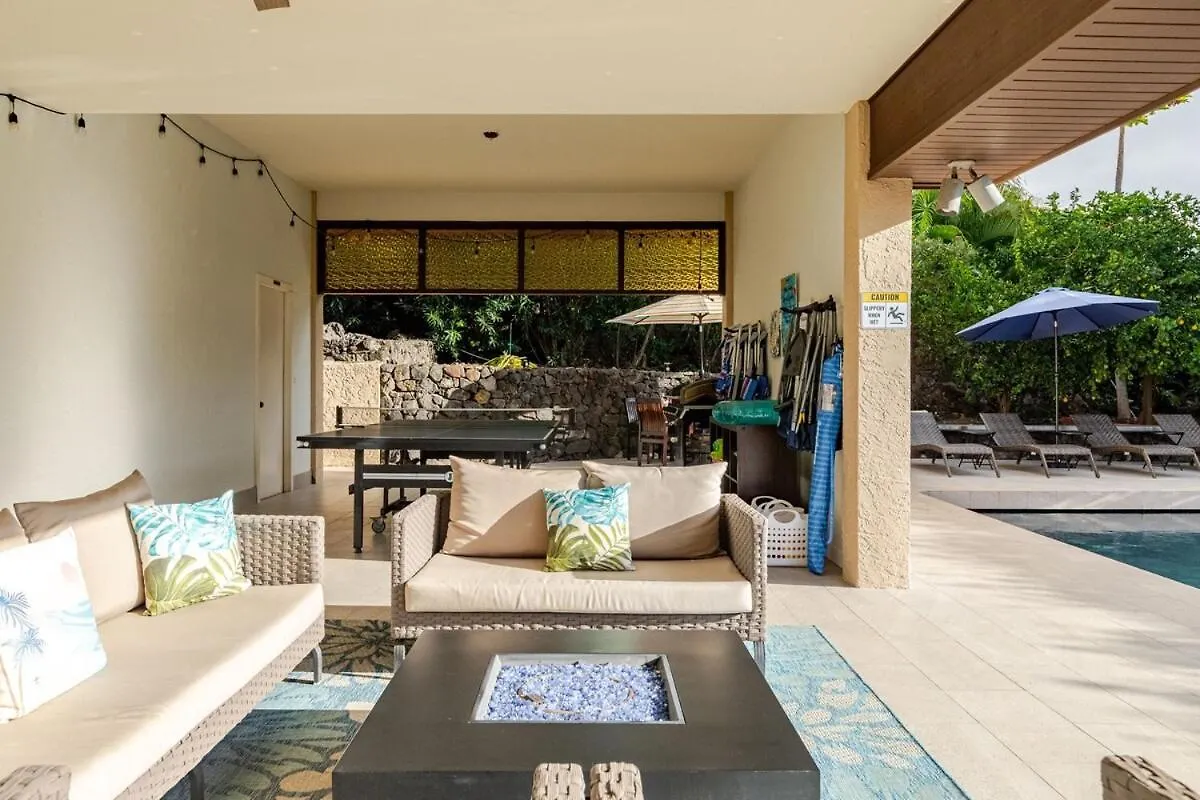 Hawaiian Escape With Pool Expansive Lanai Stunning Sunset Views Villa Kailua-Kona