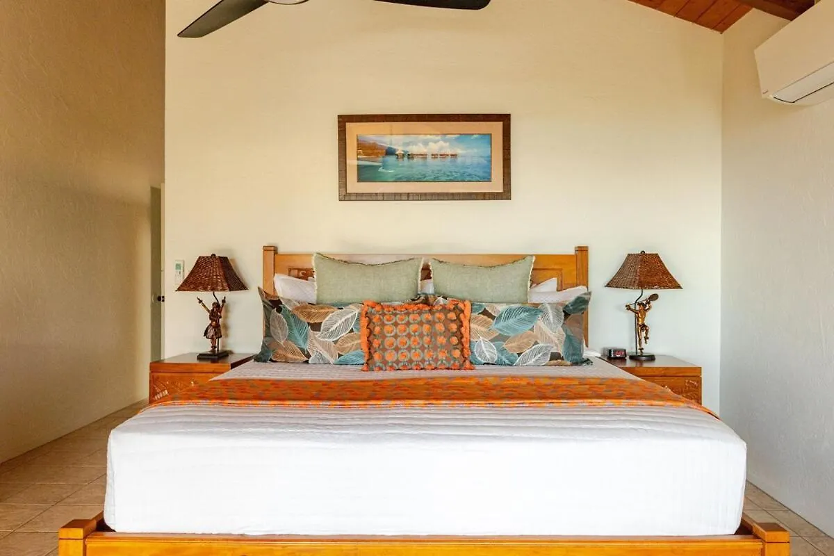 Hawaiian Escape With Pool Expansive Lanai Stunning Sunset Views Villa Kailua-Kona