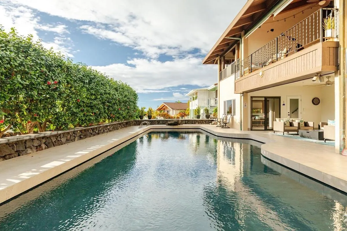 Hawaiian Escape With Pool Expansive Lanai Stunning Sunset Views Villa Kailua-Kona